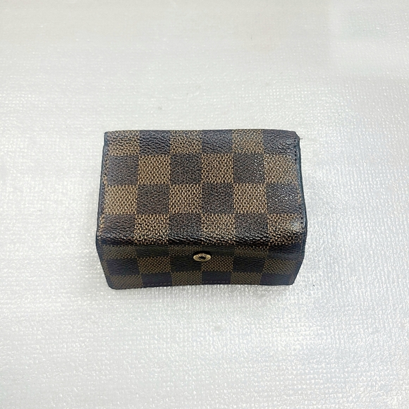 Louis Vuitton Damier Keys Case - Picture 6 of 6